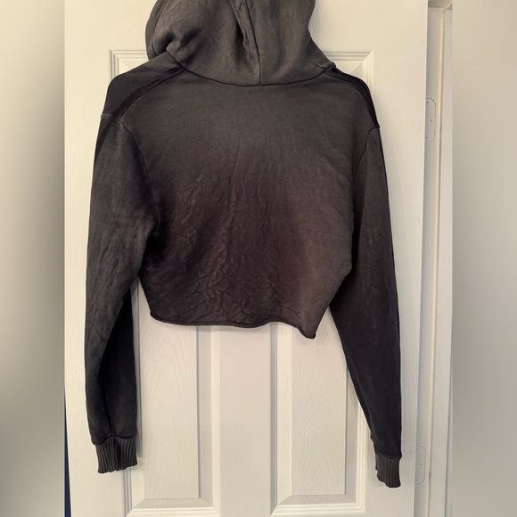 Cotton Citizen Women’s Grey Black Crop Top Hoodie Size Small - Picture 3 of 9
